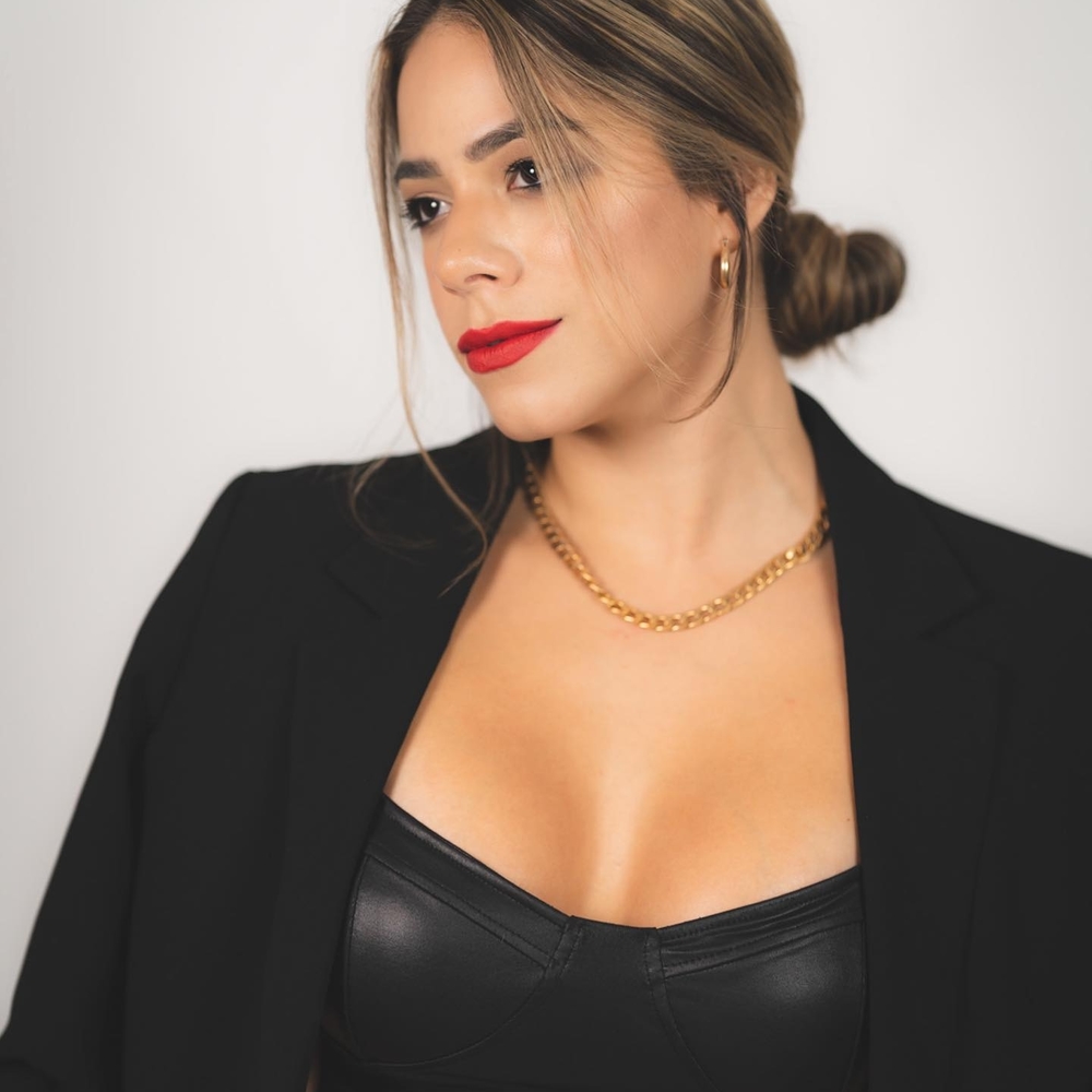 Meet your Posher, Maria